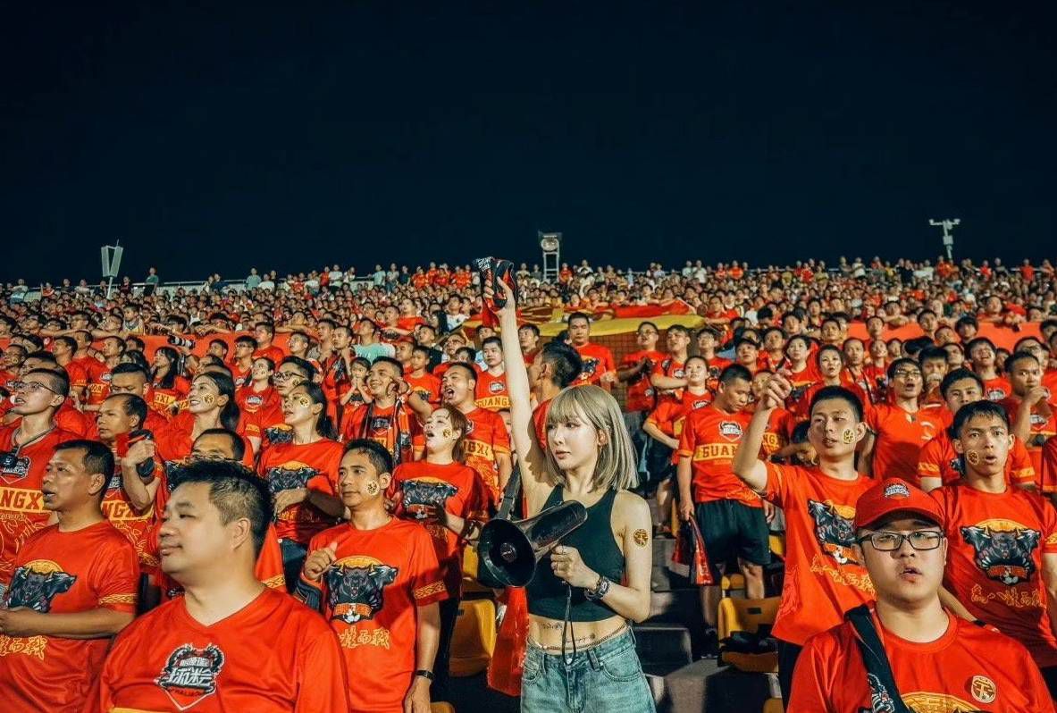 近日，那不勒斯门将梅雷特的经纪人帕斯托雷洛接受了天空体育的采访，谈到了梅雷特的未来。